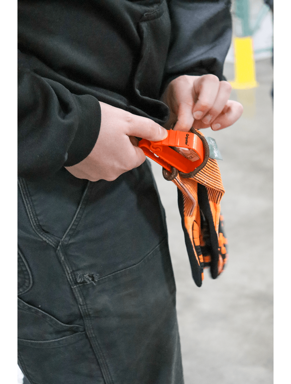 Vise Gripster® C.I.A. High-Visibility Cut and Impact Resistant Gloves Made with Tuffalene® Platinum - CIA388XFT